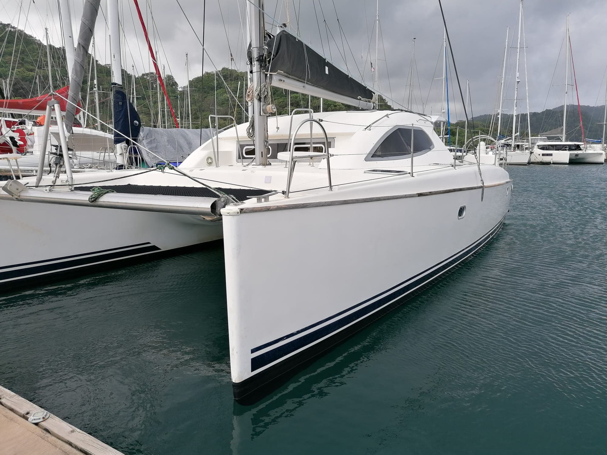 The catamaran Euphorie, a Nautitech 395, seen from the bow