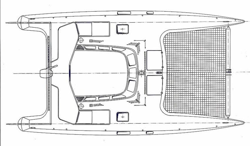 Plan vu de dessus du trimaran Louisiane 37 : coque centrale, flotteurs et trampolines